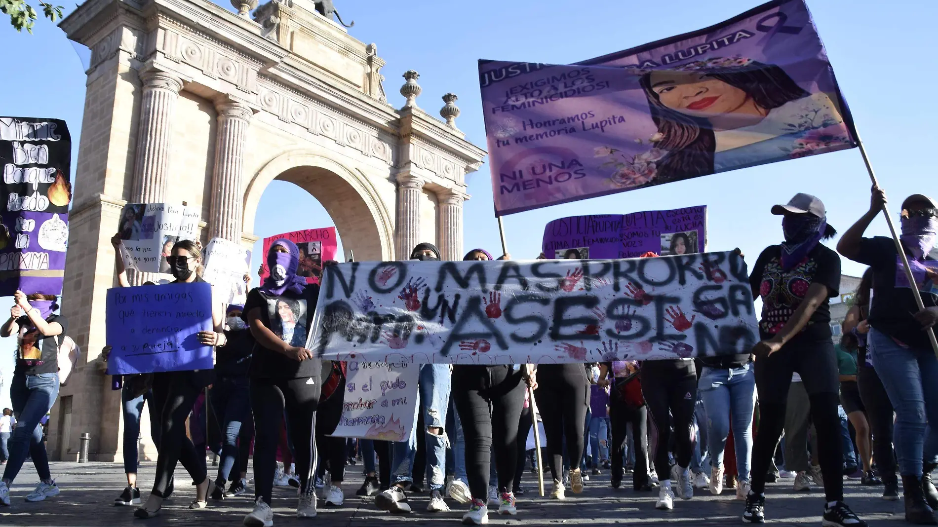 F CARMONA LONA MARCHA  (2)